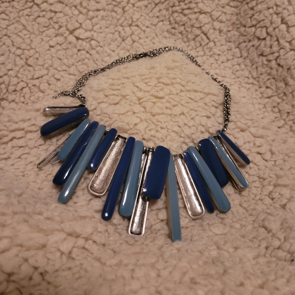 Necklace - Picture 3 of 3